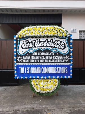 Papan Bunga Duka di Siwalan